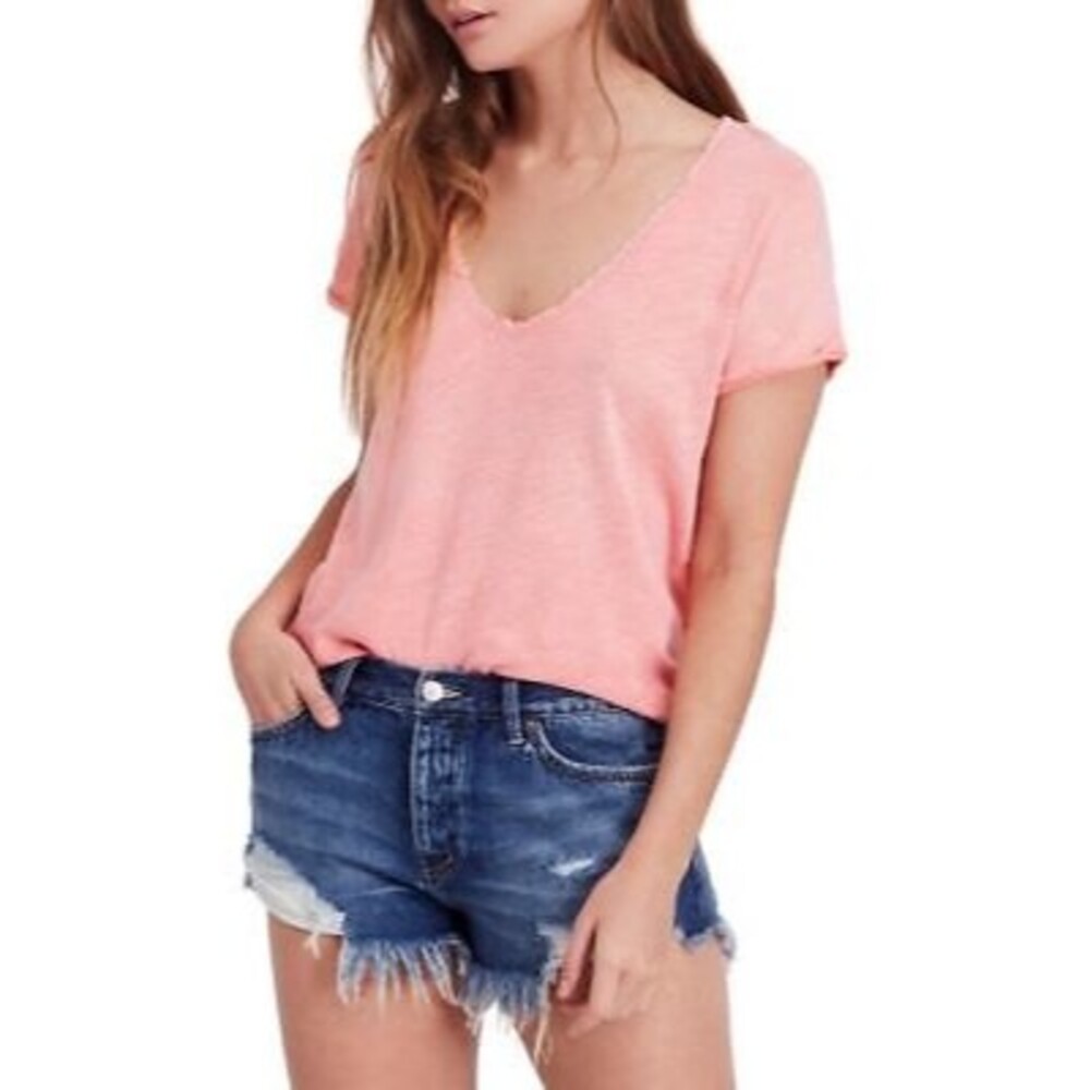 Free People Saturday Oversized Top Size XS Distressed Raw Hem Coral Pink NWD B57